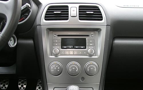 2005 Saab 9-2X Aero Center Console