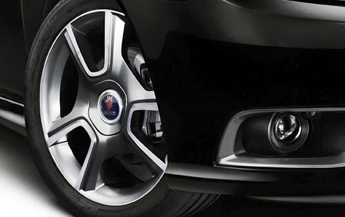 2008 Saab 9-3 Turbo X SportCombi Wheel Detail