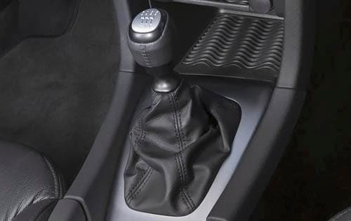 2009 Saab 9-3 Aero SportCombi Center Console