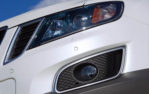 2011 Saab 9-4X Aero Front Lamp Detail