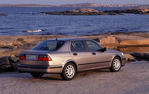2001 Saab 9-5 SE 4dr Wagon Shown