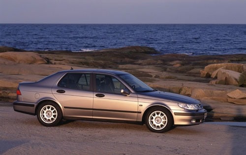 2001 Saab 9-5 SE 4dr Wagon Shown