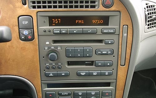 2002 Saab 9-5 Center Console