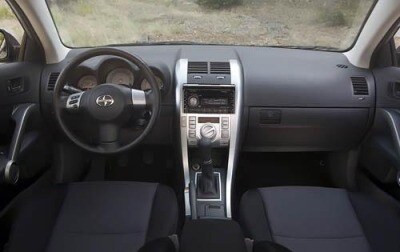 2010 Scion Tc Hatchback Review Edmunds 2010 Scion Tc Interior