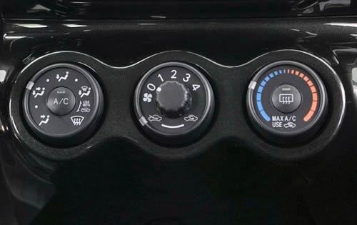 2010 Scion xD Center Console