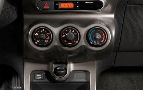 2012 Scion xD Center Console