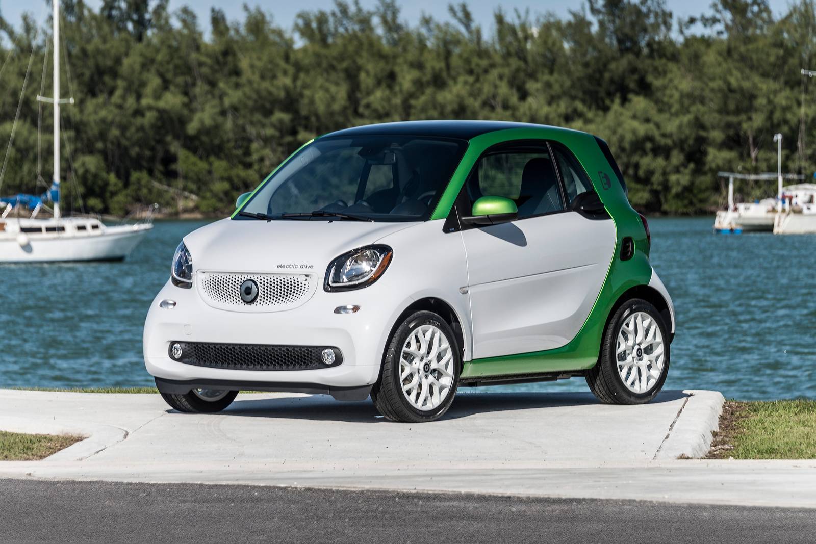 Used 2019 Smart Eq Fortwo Prices Reviews And Pictures Edmunds