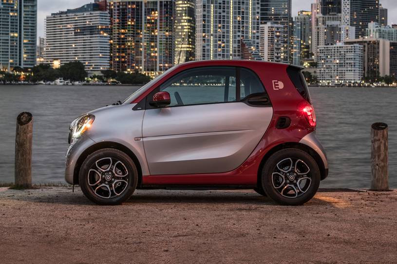 2019 smart EQ fortwo Pictures 99 Photos Edmunds