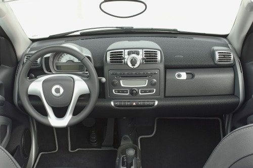 2010 smart fortwo passion cabriolet Convertible Dashboard