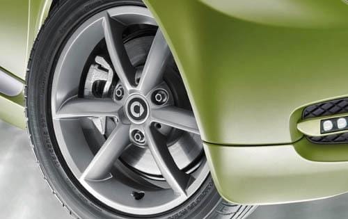 2011 smart fortwo passion coupe Wheel Detail