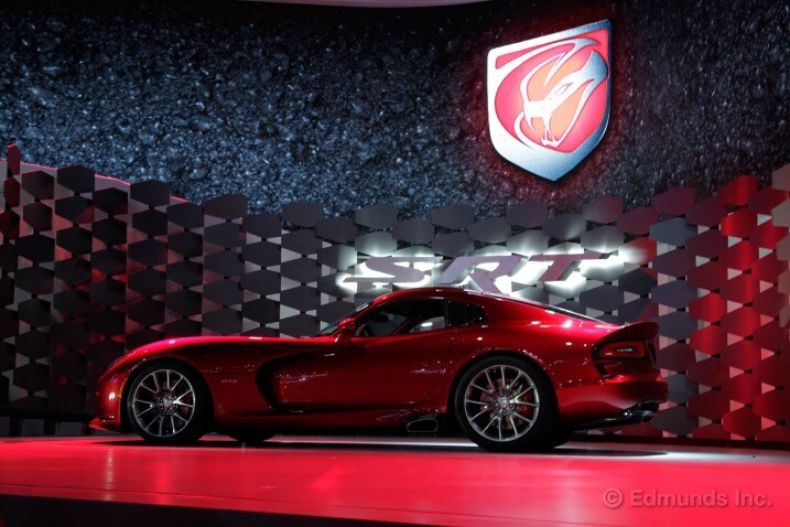 Dodge Srt Viper Gallery Edmunds