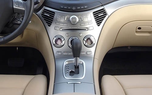 2006 Subaru B9 Tribeca Center Console