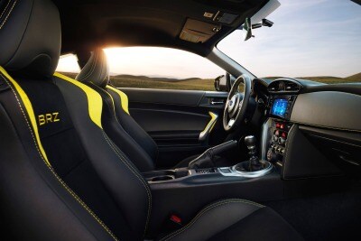 Used 2017 Subaru Brz Pictures 182 Photos Edmunds 2017 Subaru Brz Series Yellow Coupe Interior