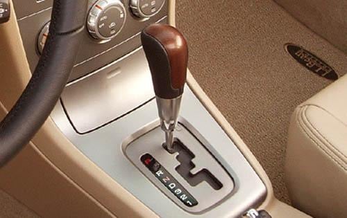 2008 Subaru Forester 2.5 X L.L.Bean Edition Center Console