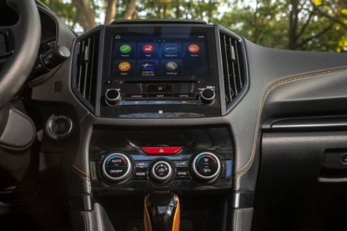 Subaru Forester Wilderness 4dr SUV Center Console