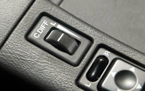 2004 Subaru Impreza WRX STi Center Differential Lock Control