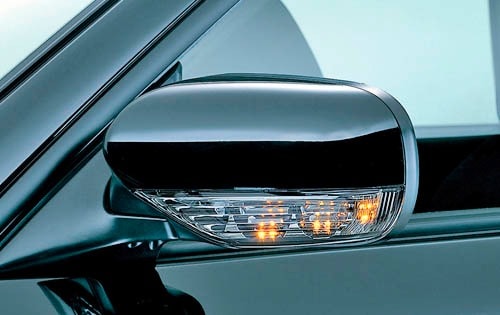 2005 Subaru Legacy 2.5 GT Side Mirror w/Integrated Turn Signal