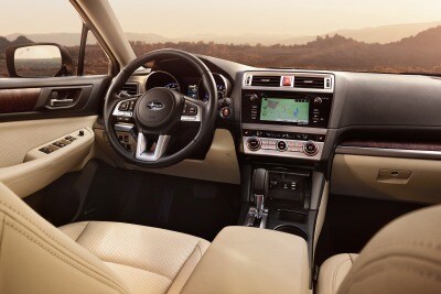 Used 2017 Subaru Outback 2 5i Limited Suv Review Ratings Edmunds 2017 Subaru Outback 2 5i Limited 4dr Suv Interior