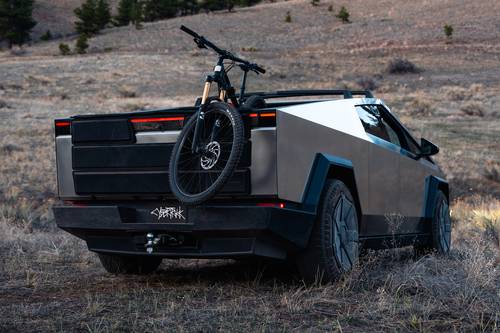 2025 Tesla Cybertruck Crew Cab Pickup Lifestyle Exterior