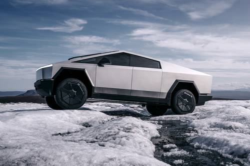 2025 Tesla Cybertruck Cyberbeast Profile