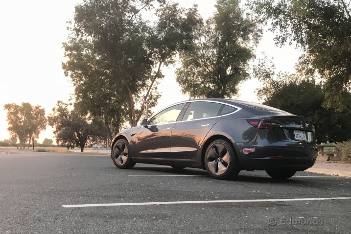 2017 Tesla Model 3 Edmunds Road Test 2017 Tesla Model 3