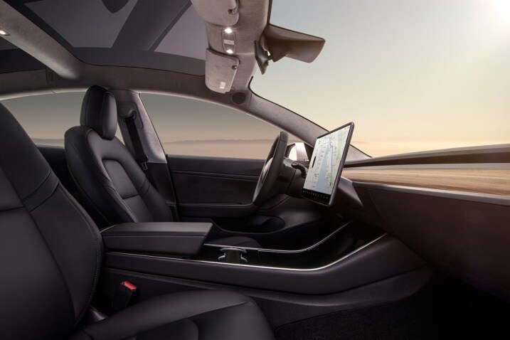2019 Tesla Model 3 - Front Interior