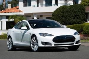 2012_tesla_model-s_sedan_signature-performance_fq_oem_3_300.jpg