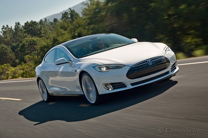 Testing Electric Vehicles In The Real World Edmunds Evs Are Fundamentally Diffe As Our Electric Car Comparison Test Shows You Plug Them In At Home And Charge Overnight While Re Asleep