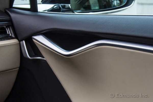 2013 Tesla Model S Edmunds Road Test