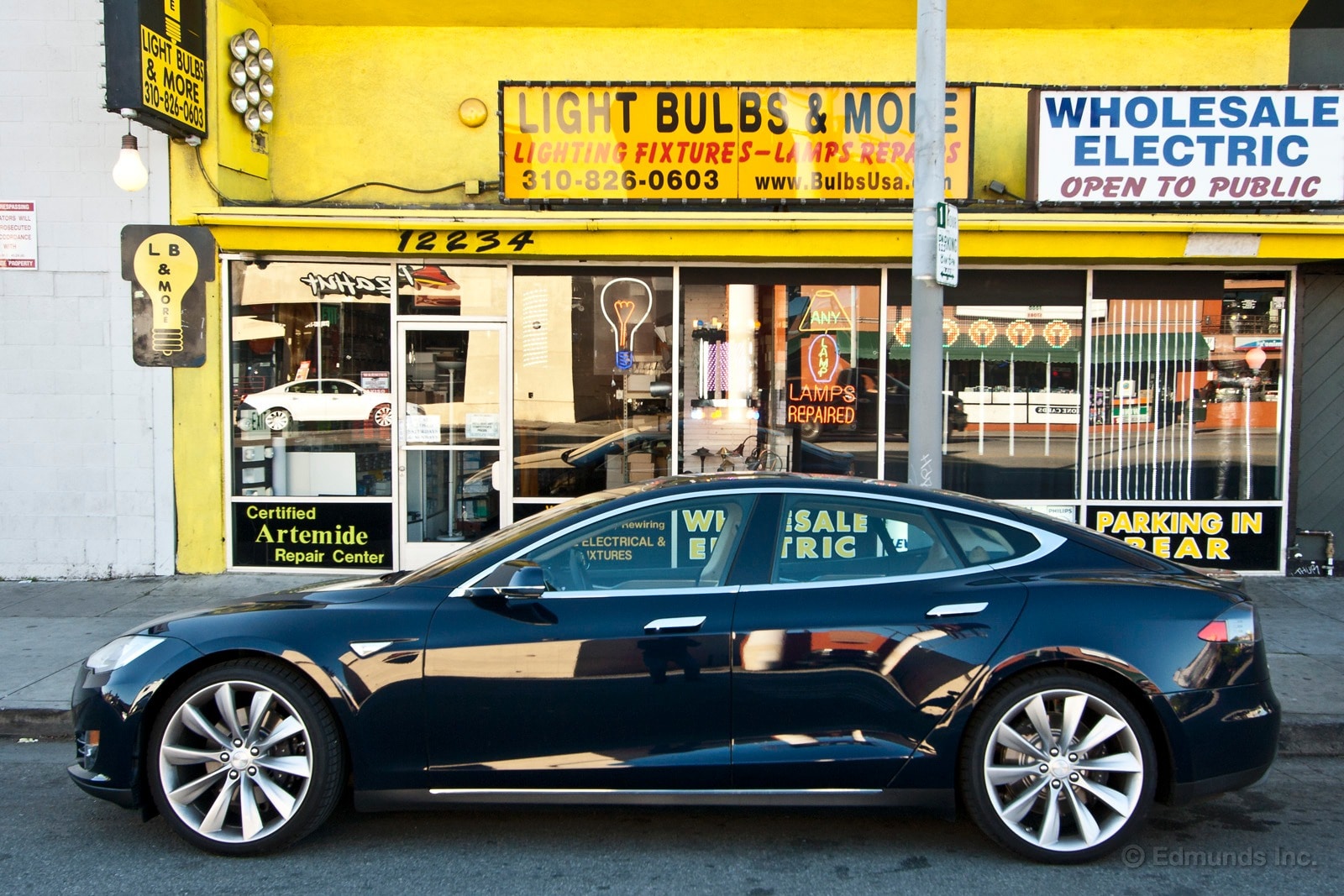 Getränkehalter Tesla Model 3 / Y – SilentDrive.de