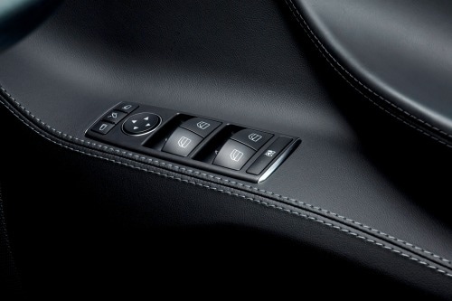 2017 Tesla Model S P100D Sedan Interior Detail