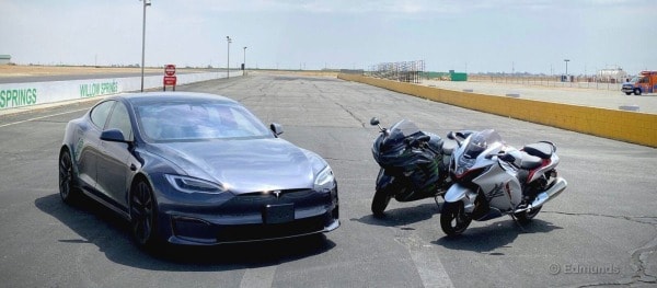 Tesla vs. Superbikes: Model S Plaid Takes on Hayabusa and ZX-14R