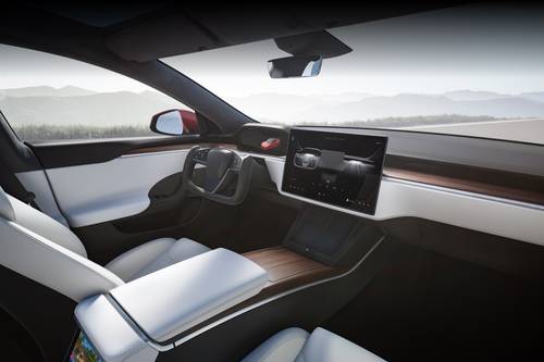 2025 Tesla Model S Plaid Sedan Dashboard
