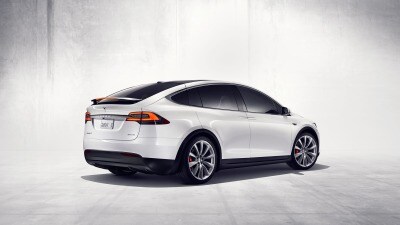 2018 Tesla Model X 100d Suv Review Ratings Edmunds The 2018 Tesla Model X Shown In White Comes Standard With All Wheel