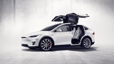 2018 Tesla Model X 100d Suv Review Ratings Edmunds The 2018 Tesla Model X Shown In White Has Seating For Up To Seven