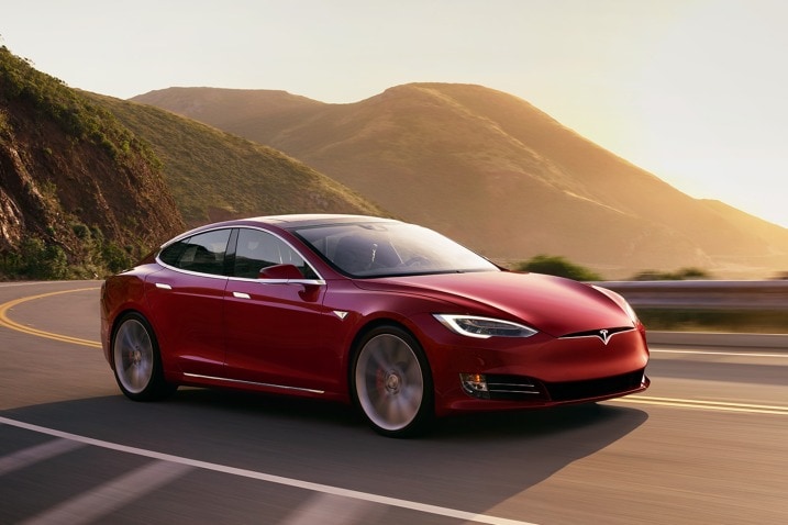 2020 Tesla Model S - Action Front 3/4