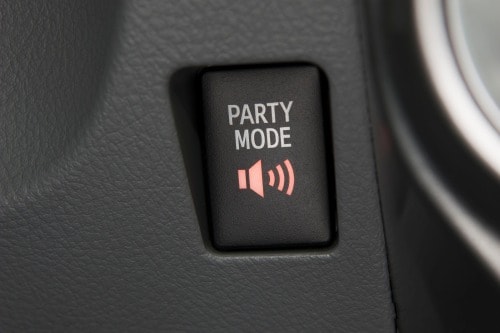 2013 Toyota 4Runner Tailgate Speaker Button Detail