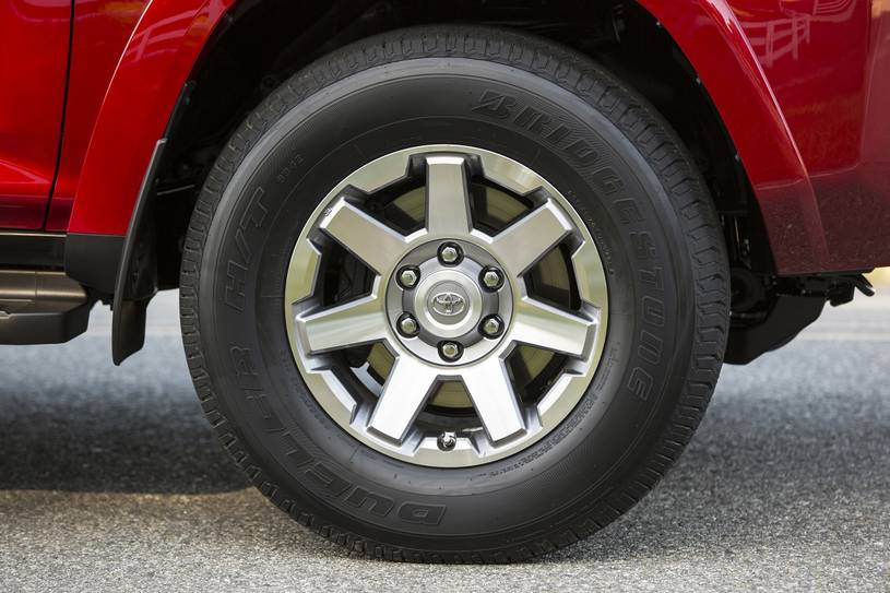 2020 Toyota 4Runner TRD OFF-ROAD Premium 4dr SUV Wheel