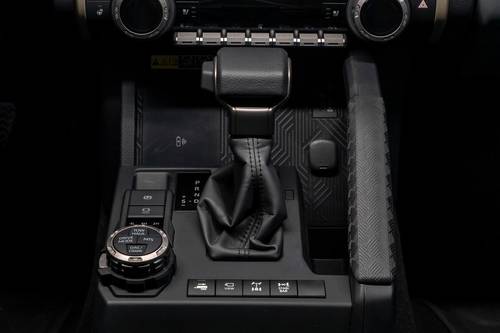 2025 Toyota 4Runner Trailhunter 4dr SUV Shifter