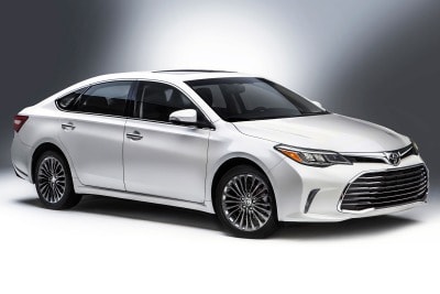 Used 2016 Toyota Avalon Hybrid Limited Sedan Features Specs Edmunds 2016 Toyota Avalon Hybrid Xle Premium Sedan Exterior Touring Shown