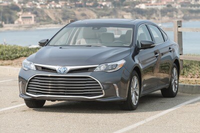 Toyota Avalon Hybrid Incentives And Rebates 2017 Toyota Avalon Hybrid Sedan Exterior Shown
