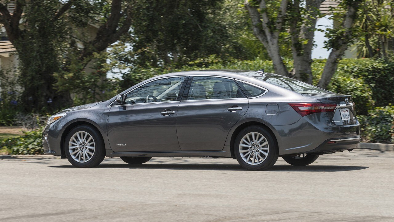 2017 Toyota Avalon Hybrid Pricing For Edmunds