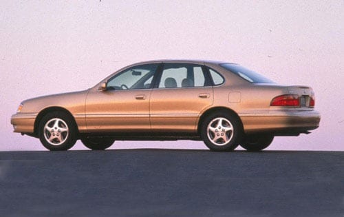 1998 Toyota Avalon 4 Dr XLS Sedan