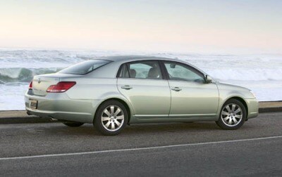 Used 2005 Toyota Avalon Limited Sedan Review Ratings Edmunds 2005 Toyota Avalon Xls 4dr Sedan