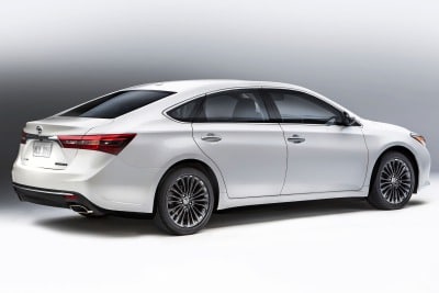 Used 2016 Toyota Avalon Xle Premium Sedan Review Ratings Edmunds 2016 Toyota Avalon Touring Sedan Exterior