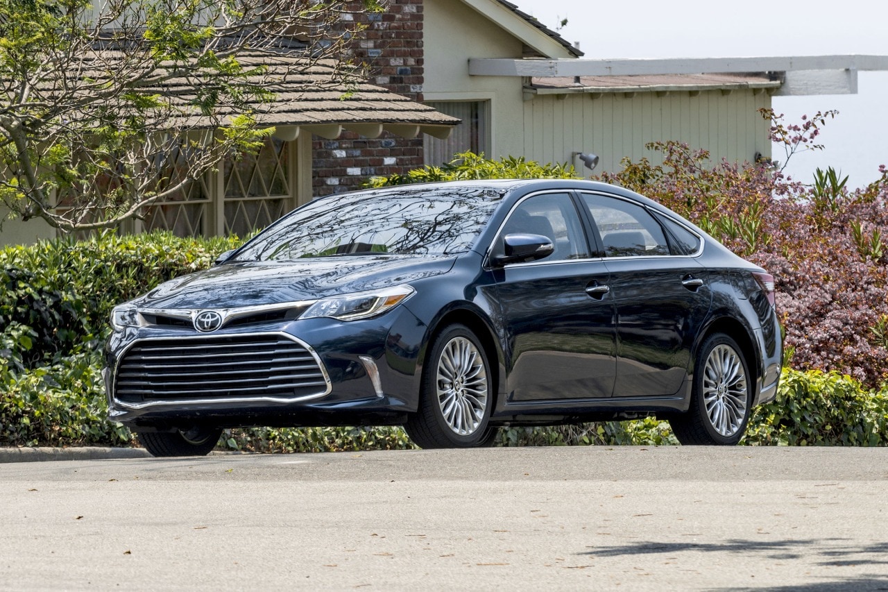 2017 Toyota Avalon Pricing For Sale Edmunds