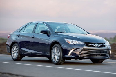 2016 Toyota Camry Hybrid Xle Sedan 2 5l 4 Cyl Cvt Automatic 2016 Toyota Camry Hybrid Xle Sedan 2 5l 4 Cyl Cvt Automatic Features And Specs Edmunds