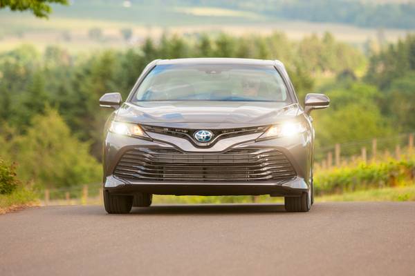 The 2018 Toyota Camry Hybrid The 2018 Toyota Camry Hybrid