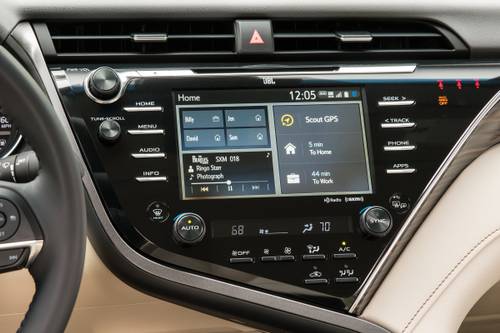 Toyota Camry Hybrid XLE Sedan Center Console