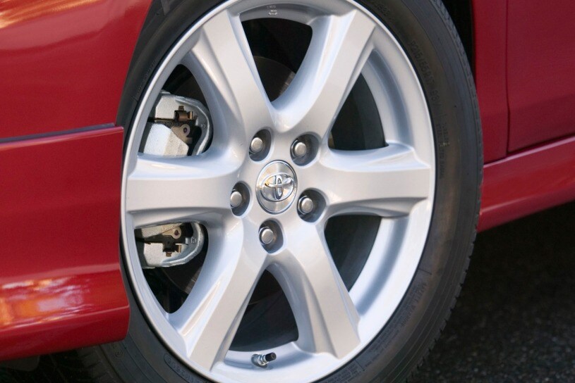 2007 Toyota Camry SE Sedan Wheel